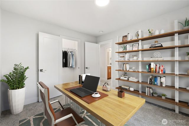 22213 17th Avenue W, Lynnwood, WA 98036