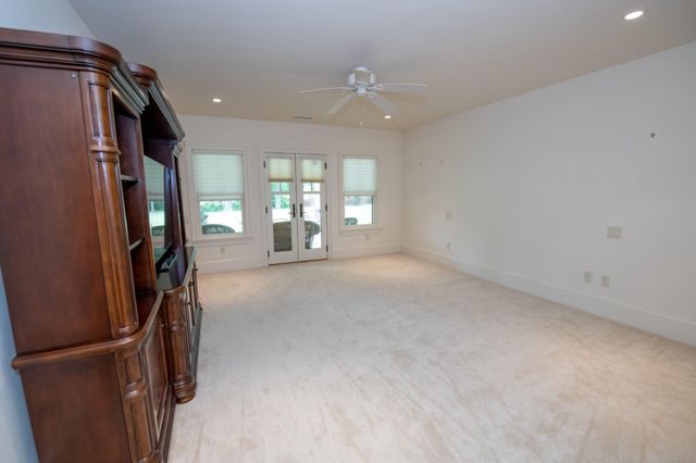 711 MOREDON RD, Jenkintown, PA 19046