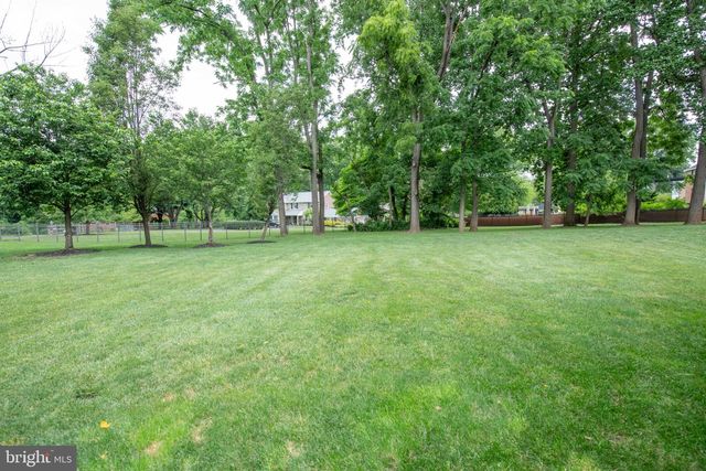 711 MOREDON RD, Jenkintown, PA 19046