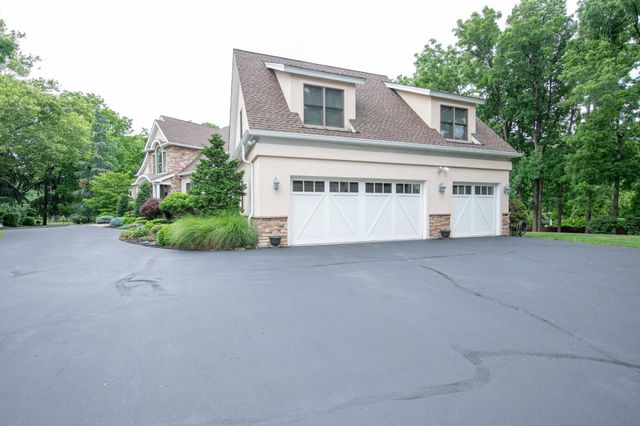 711 MOREDON RD, Jenkintown, PA 19046