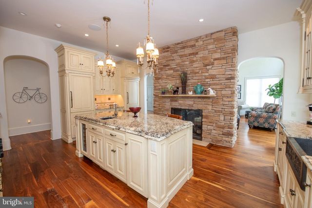 711 MOREDON RD, Jenkintown, PA 19046