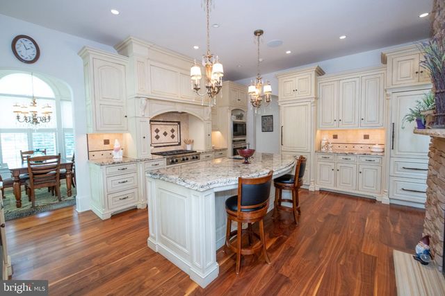 711 MOREDON RD, Jenkintown, PA 19046