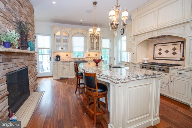 711 MOREDON RD, Jenkintown, PA 19046