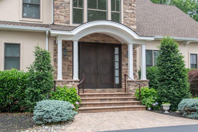 711 MOREDON RD, Jenkintown, PA 19046