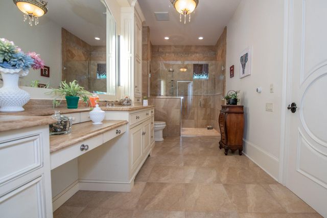 711 MOREDON RD, Jenkintown, PA 19046
