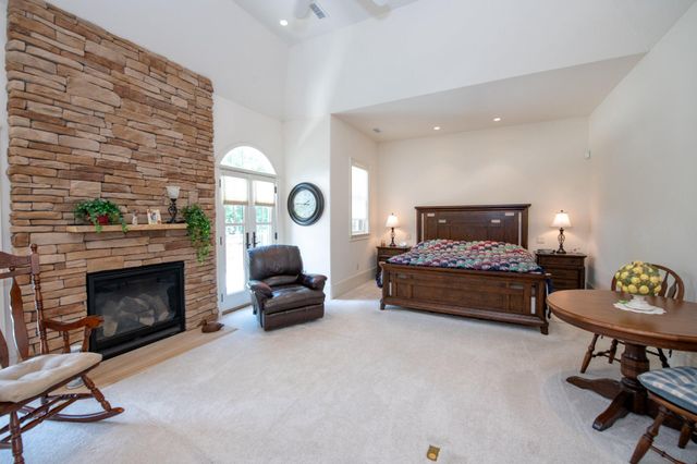 711 MOREDON RD, Jenkintown, PA 19046