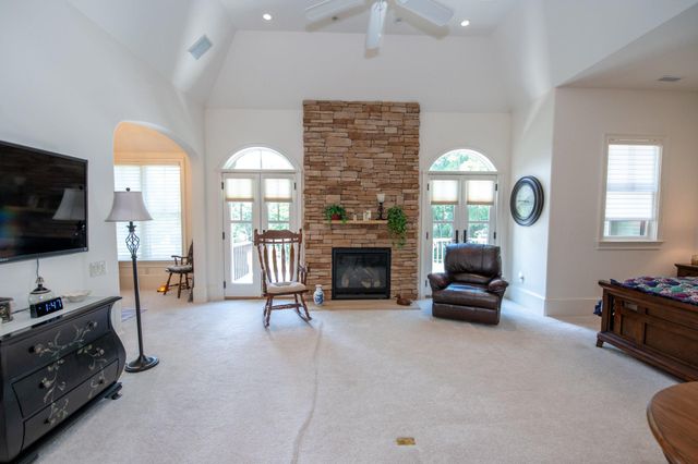 711 MOREDON RD, Jenkintown, PA 19046
