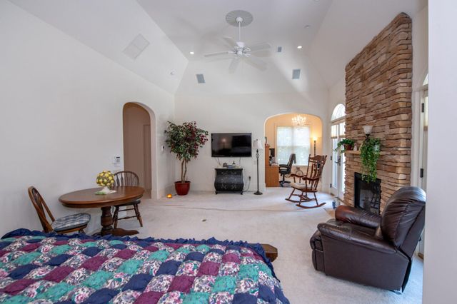 711 MOREDON RD, Jenkintown, PA 19046