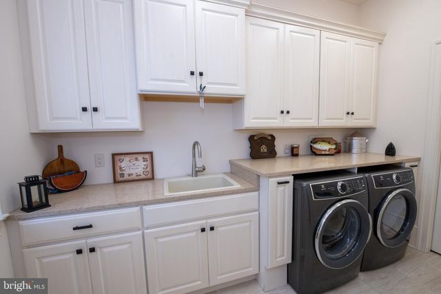 711 MOREDON RD, Jenkintown, PA 19046