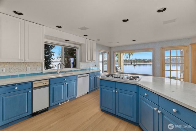 6734 Klein Street NW, Olympia, WA 98502