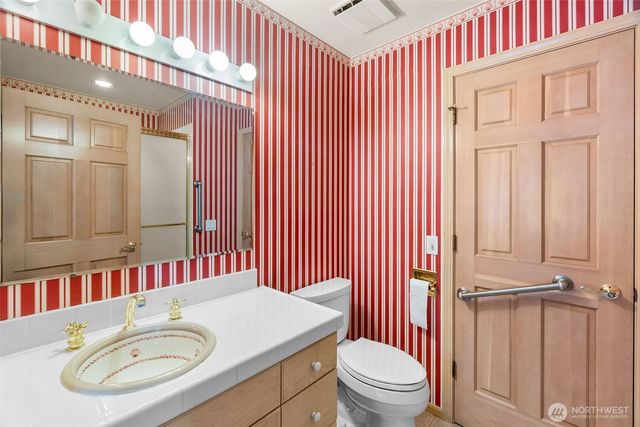 6734 Klein Street NW, Olympia, WA 98502