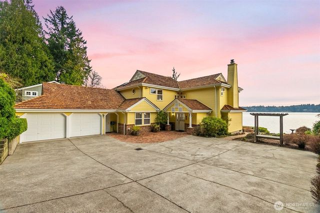 6734 Klein Street NW, Olympia, WA 98502