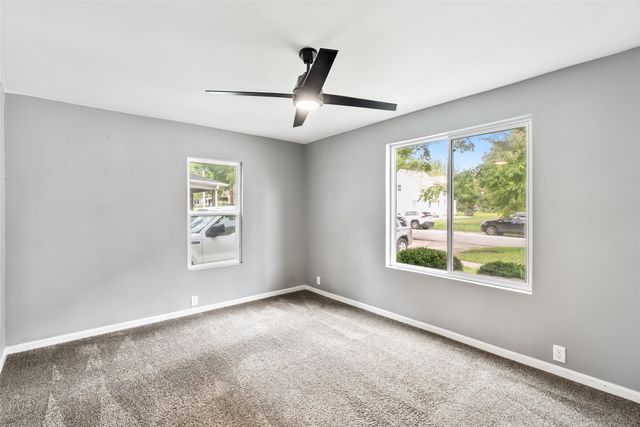 1923 Capitol Avenue, Des Moines, IA 50316