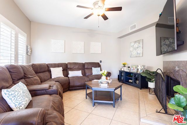 42310 Daniel Drive, Lancaster, CA 93536
