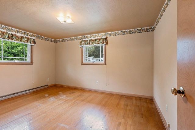 915 TOMMARK STREET, Green Bay, WI 54304