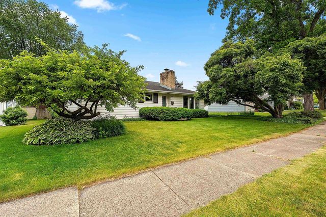 915 TOMMARK STREET, Green Bay, WI 54304