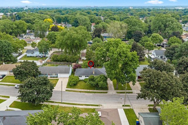 915 TOMMARK STREET, Green Bay, WI 54304