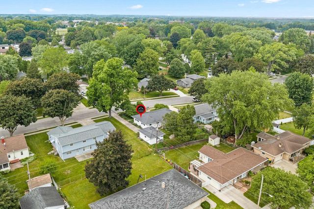 915 TOMMARK STREET, Green Bay, WI 54304