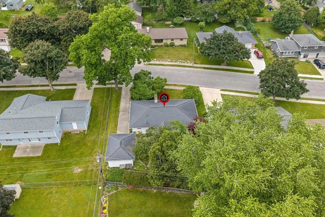 915 TOMMARK STREET, Green Bay, WI 54304