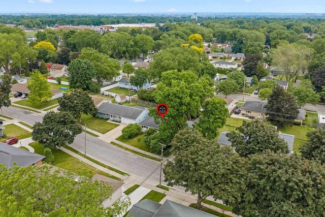 915 TOMMARK STREET, Green Bay, WI 54304