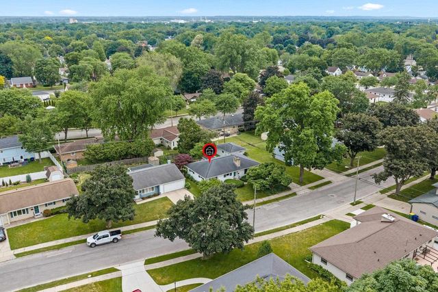 915 TOMMARK STREET, Green Bay, WI 54304