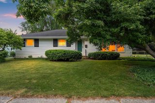 915 TOMMARK STREET, Green Bay, WI 54304