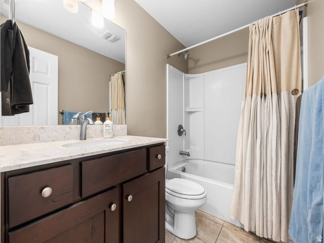 15107 S EAGLE CHASE DR, Draper, UT 84020