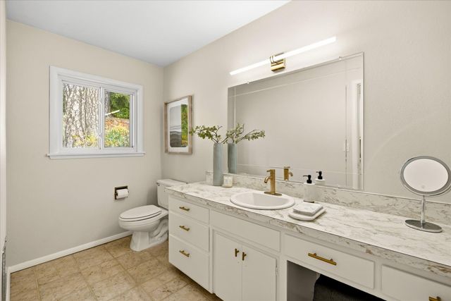 13748 Marin Pl, Grass Valley, CA 95949