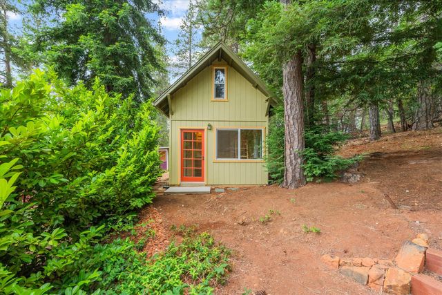 13748 Marin Pl, Grass Valley, CA 95949
