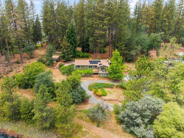 13748 Marin Pl, Grass Valley, CA 95949