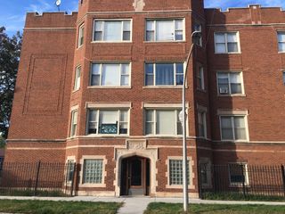7655 S Yates Boulevard 2406-2, Chicago, IL 60649