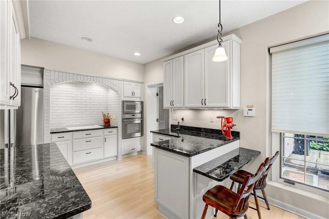 15 Hidden Valley, Rocky River, OH 44116
