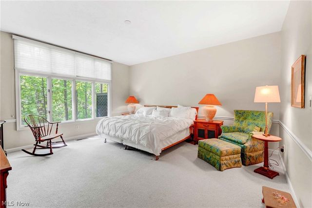 15 Hidden Valley, Rocky River, OH 44116