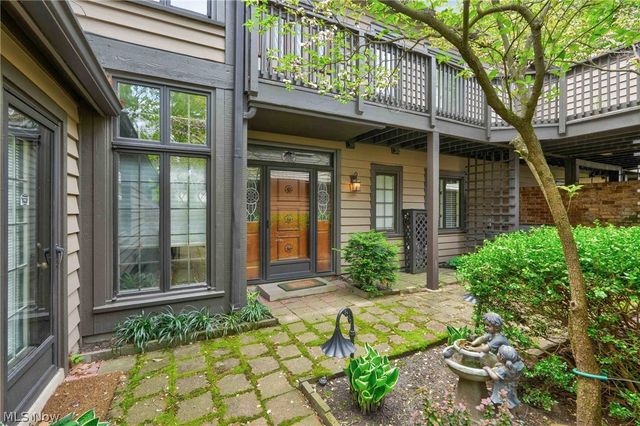 15 Hidden Valley, Rocky River, OH 44116