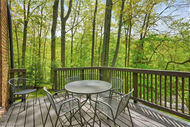 15 Hidden Valley, Rocky River, OH 44116