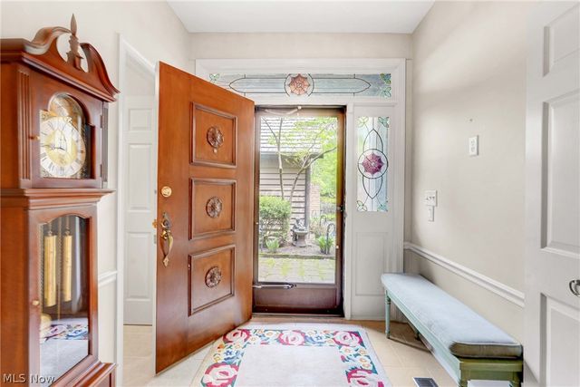 15 Hidden Valley, Rocky River, OH 44116