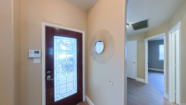 1640 Sunstone Cir, New Braunfels, TX 78130