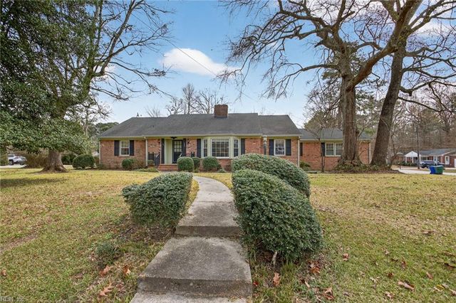 323 Sherwood DR, Suffolk, VA 23434