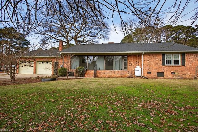 323 Sherwood DR, Suffolk, VA 23434