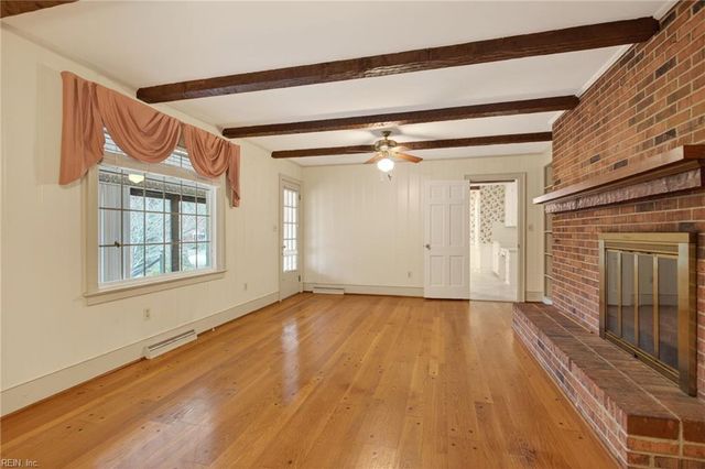 323 Sherwood DR, Suffolk, VA 23434