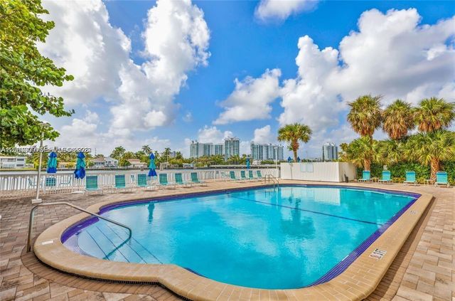 1455 N Treasure Drive PHH, North Bay Village, FL 33141