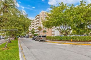 1455 N Treasure Drive PHH, North Bay Village, FL 33141
