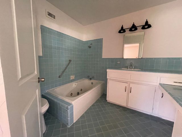 2300 N Madison Avenue, El Dorado, AR 71730