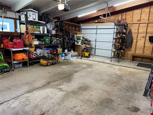 1579 Lakeview Road, Hamburg, NY 14085