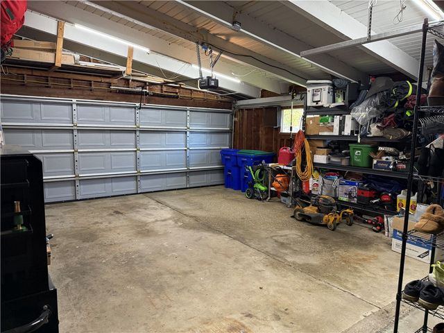 1579 Lakeview Road, Hamburg, NY 14085