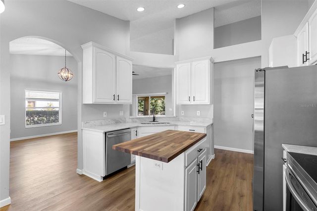 846 GRAND HUGHEY COURT, Apopka, FL 32712