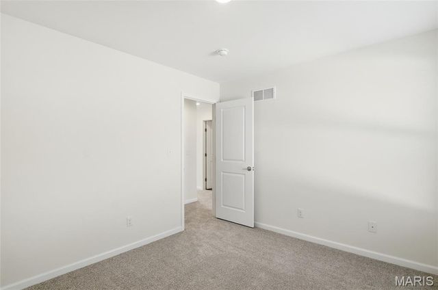 1123 Castle Green Drive, Waterloo, IL 62298