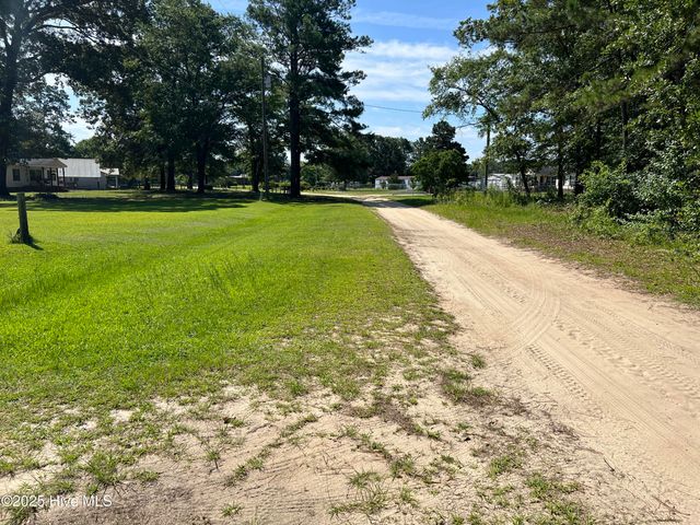 471 Ball Park Road, Lumberton, NC 28358