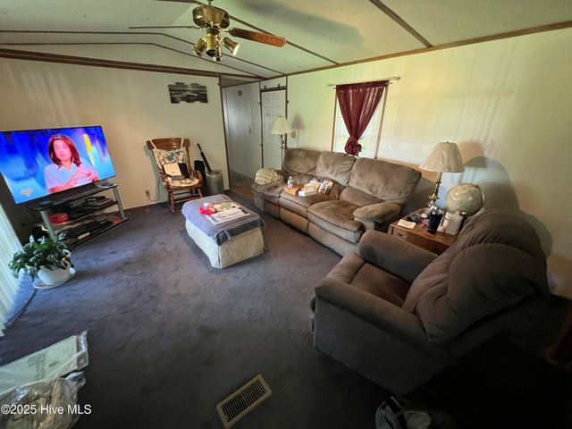 471 Ball Park Road, Lumberton, NC 28358