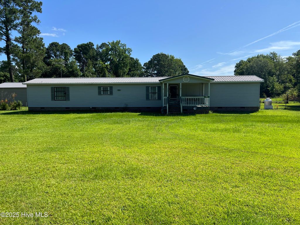 471 Ball Park Road, Lumberton, NC 28358